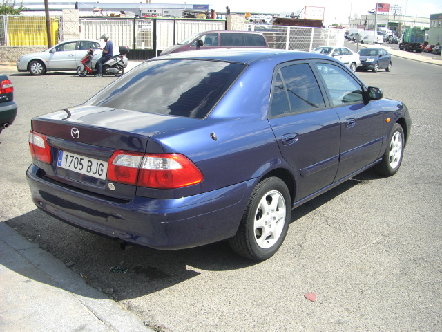vista trasera derecha MAZDA 626 2.0 GASOLINA 136CV