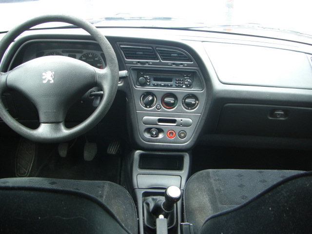 vista salpicadero PEUGEOT 306 SEDAN 1.9 DIESEL 70CV