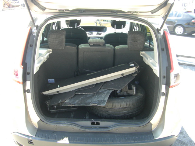 vista interior 2RENAULT MEGANE SCENIC 1.9 DCI 130CV