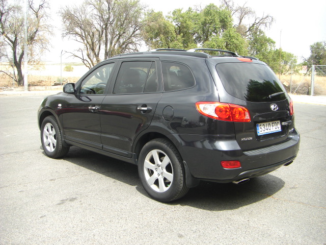 vista trasera izquierda HYNDAI SANTA FE 2.2 CRDI 150CV 4WD