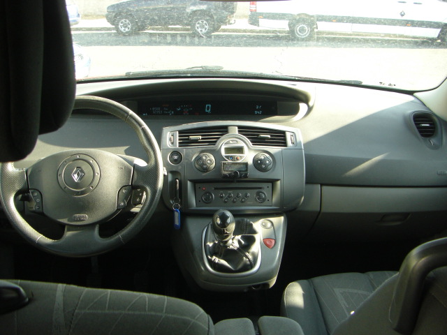 RENAULT SCENIC 1.9 DCI 120CV 7PLAZAS