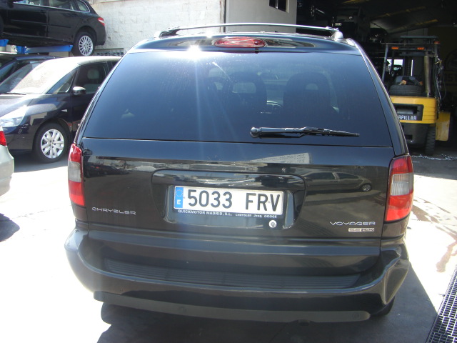vista trasera CRYSLER VOYAGER 2.5 SE CRD 143CV 7PLAZAS