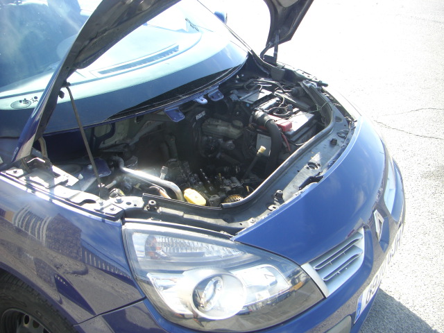 vista motor 2 RENAULT SCENIC 1.5 DCI 105CV