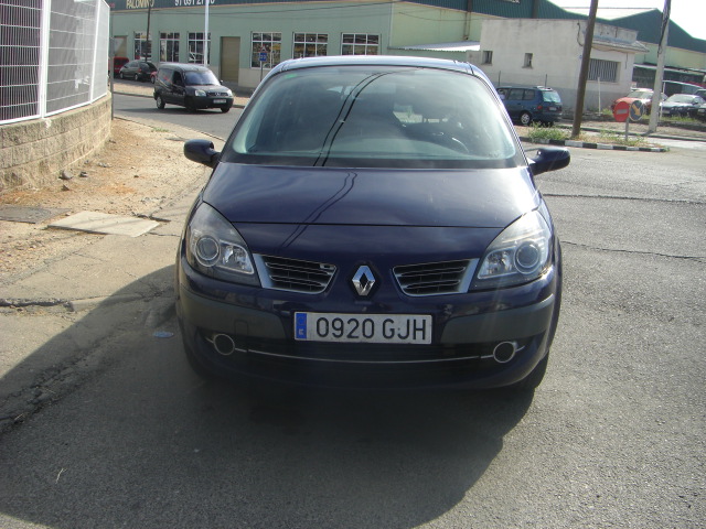 vista delantera RENAULT SCENIC 1.5 DCI 105CV