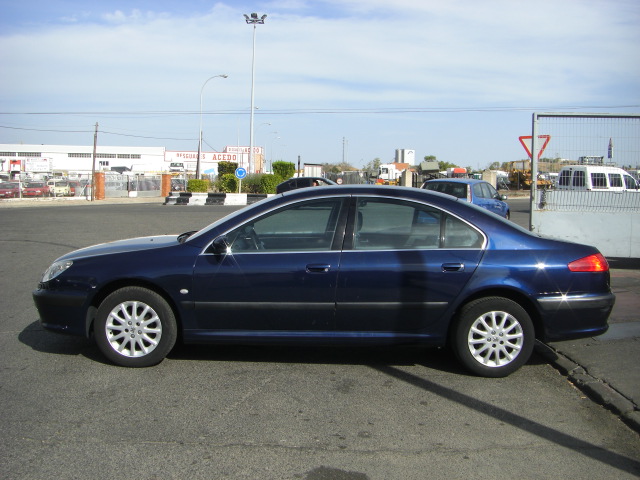 vista lateral izquierdo PEUGEOT 607 2.2 HDI 113CV PACK