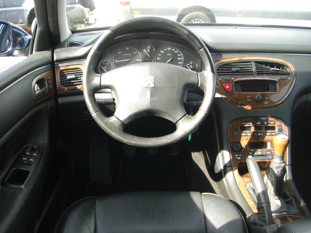 vista salpicadero PEUGEOT 607 2.2 HDI 113CV PACK