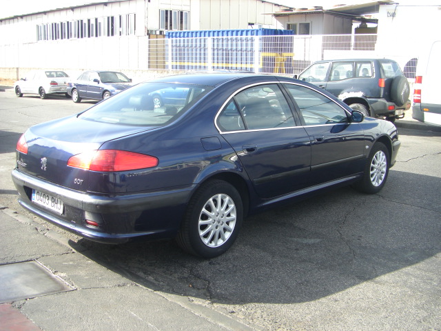 vista trasera derecha vista salpicadero PEUGEOT 607 2.2 HDI 113CV PACK