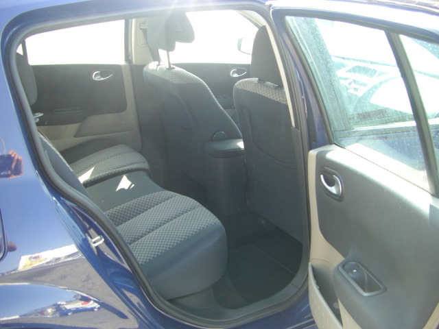 vista interior trasero 2 RENAULT MEGANE 1.5 DCI 100CV