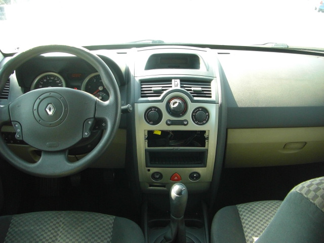 vista salpicadero RENAULT MEGANE 1.5 DCI 100CV