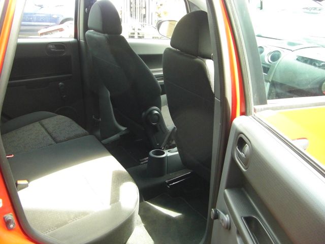 vista interior trasero MITSUBISHI COLT 1.2 GASOLINA 75CV