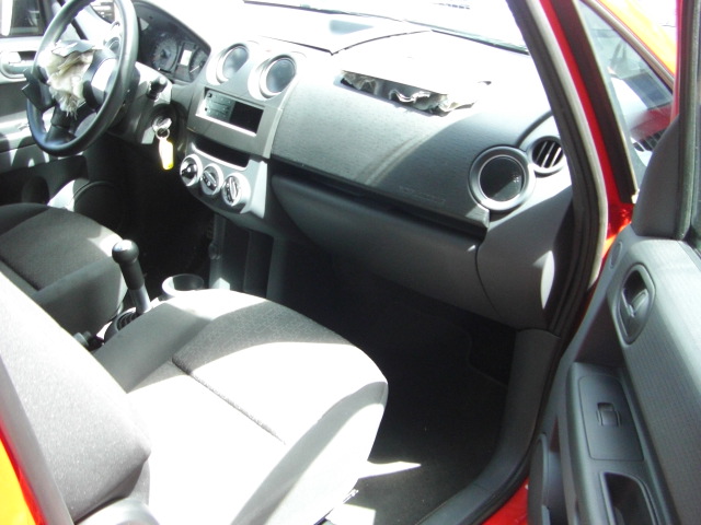 vista interior derecho MITSUBISHI COLT 1.2 GASOLINA 75CV