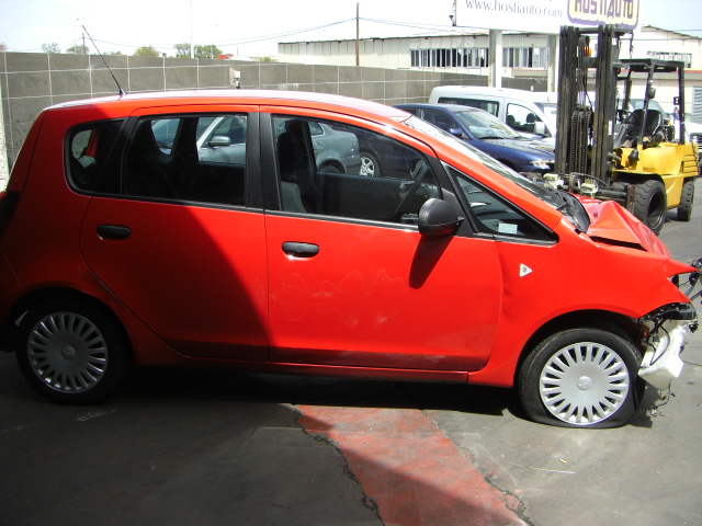 vista lateral derecho MITSUBISHI COLT 1.2 GASOLINA 75CV