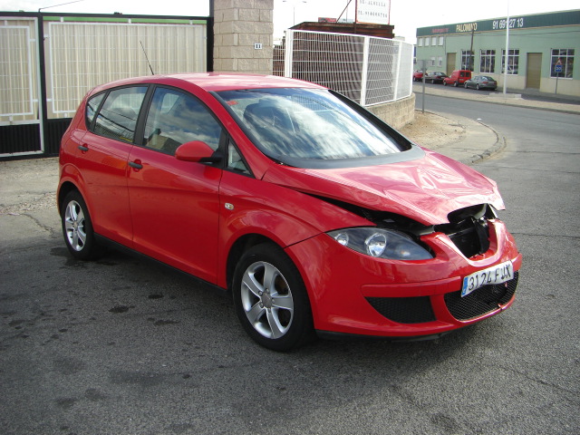 vista delantera derecha SEAT ALTEA REFERENCE 1.9 TDI 105CV