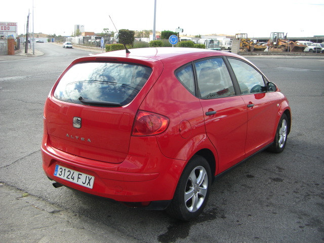 vista trasera derecha SEAT ALTEA REFERENCE 1.9 TDI 105CV