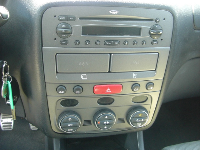 vista cd y clima ALFA ROMEO 147 JTD 120CV