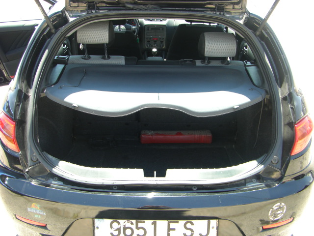 vista interior 2 ALFA ROMEO 147 JTD 120CV