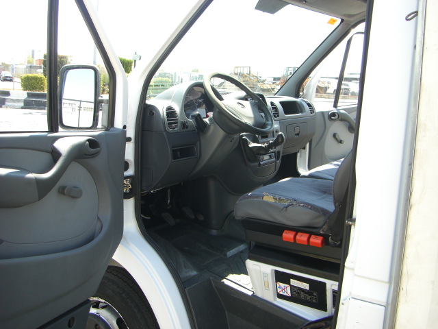 vista interior izquierdo MERCEDES-BENZ 416 CDI 156CV