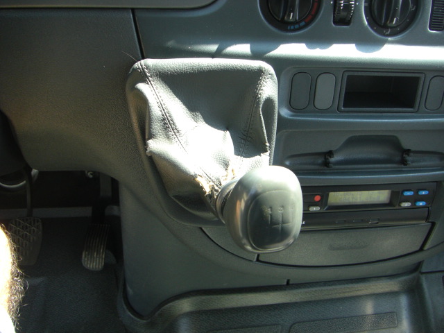 vista cambio MERCEDES-BENZ 416 CDI 156CV