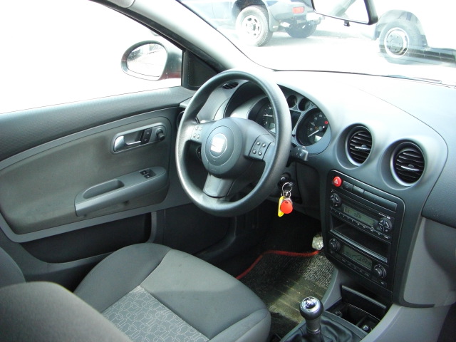 SEAT IBIZA 1.2 GASOLINA 70 CV