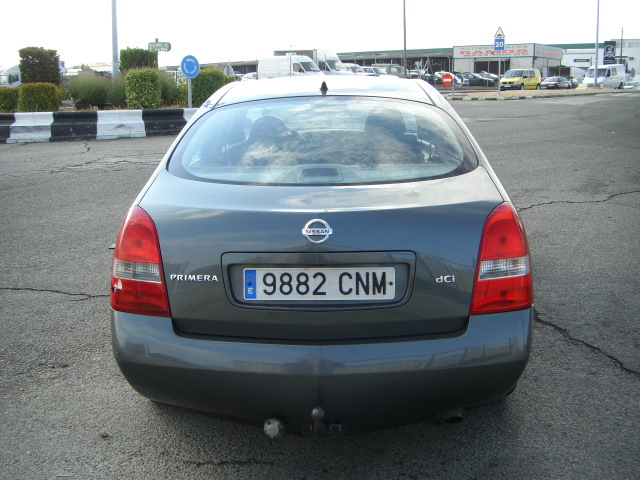 vista trasera NISSAN PRIMERA 2.2 DCI 138CV