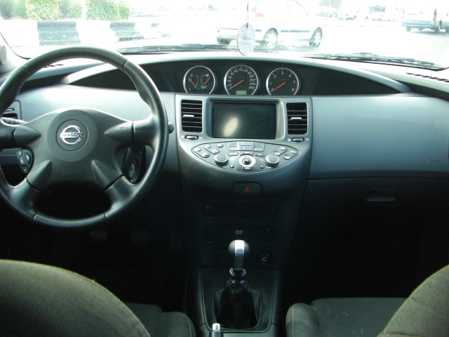 vista salpicadero NISSAN PRIMERA 2.2 DCI 138CV