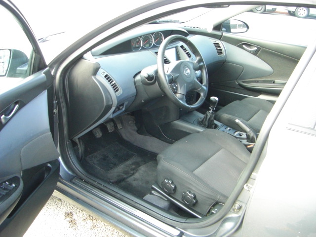 vista interior izquierdo NISSAN PRIMERA 2.2 DCI 138CV