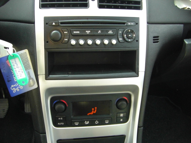 vista cd y clima PEUGEOT 307 X-LINE 1.6 HDI 90CV