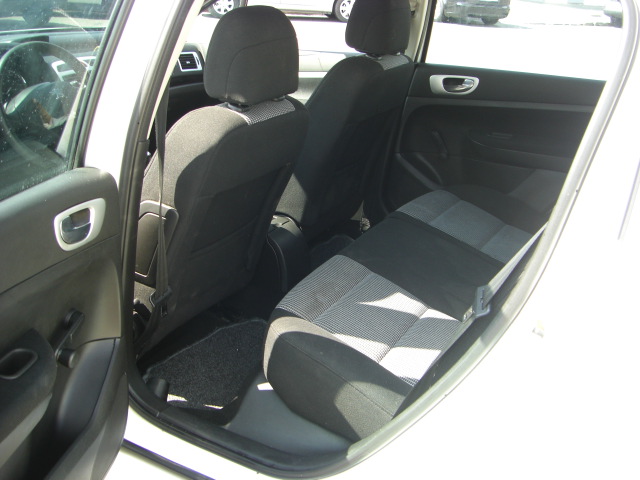 vista interior trasero 2 PEUGEOT 307 X-LINE 1.6 HDI 90CV