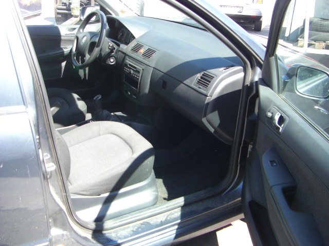 vista interior derecho SKODA FABIA 1.4 TDI 80CV