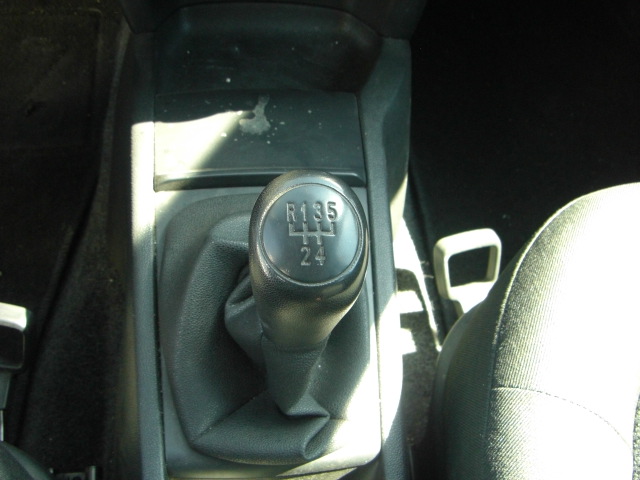 vista cambio SKODA FABIA 1.4 TDI 80CV