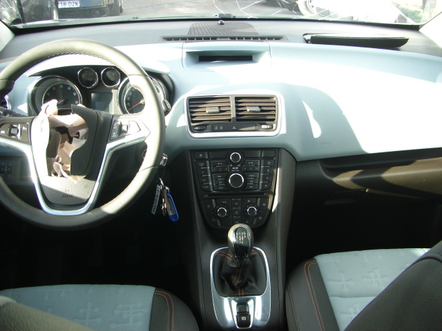 OPEL MERIVA 1.4 GASOLINA 120CV