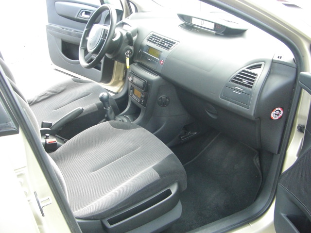 CITROEN C-4 1.6 HDI 92CV