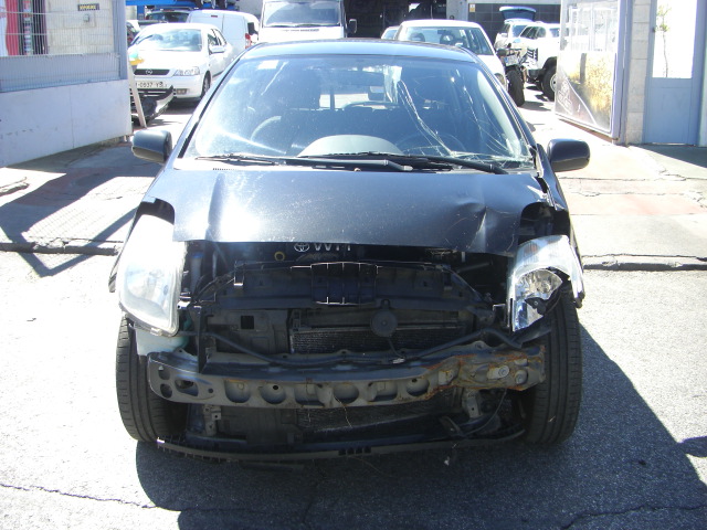 TOYOTA YARIS 1.3 GASOLINA 90CV