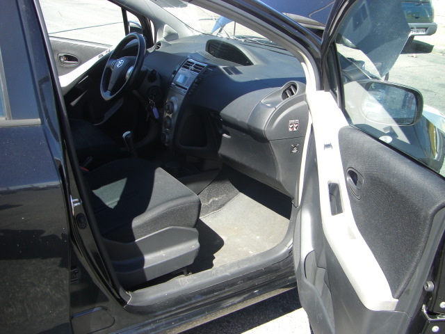 TOYOTA YARIS 1.3 GASOLINA 90CV