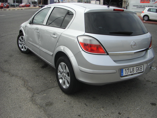 OPEL ASTRA 1.7 CDTI 100CV