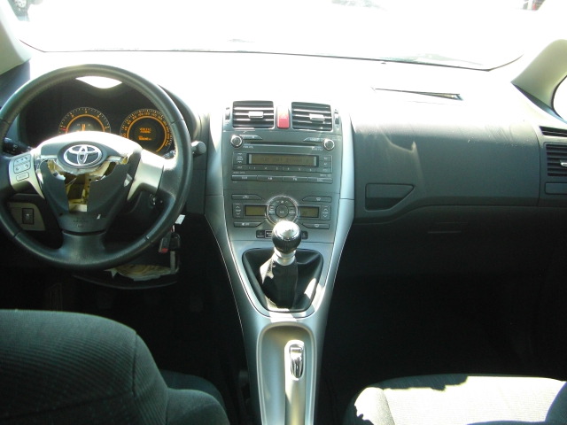 TOYOTA AURIS 2.0 D4D 126CV