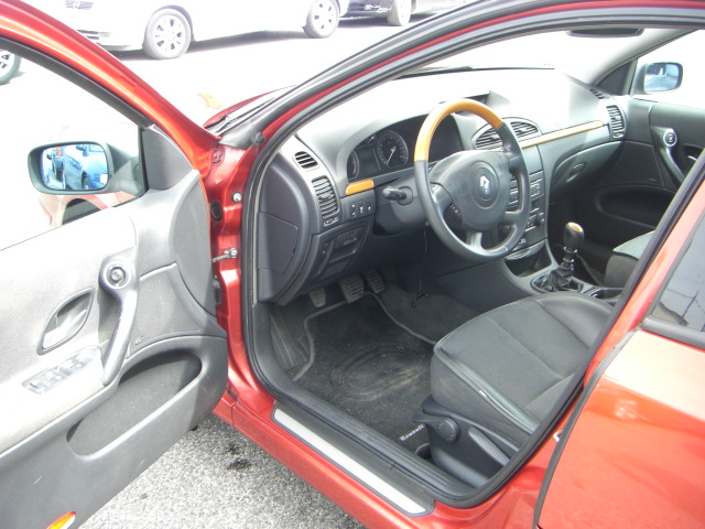 RENAULT LAGUNA 1.9 DCI 120CV