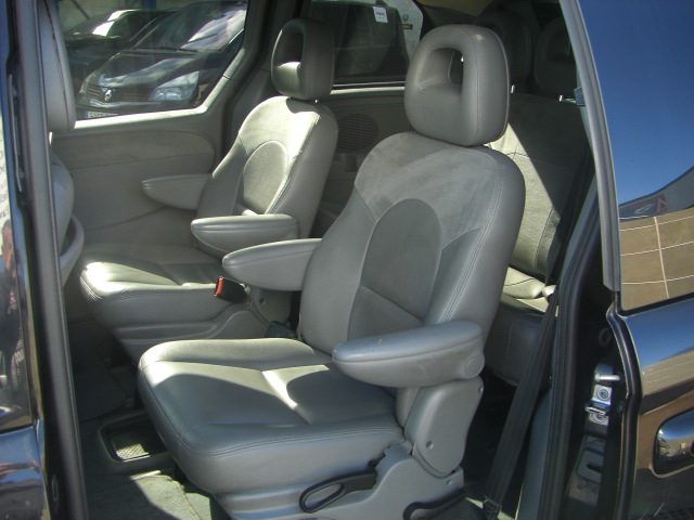 CRYSLER VOYAGER 2.8 LX CRD 163CV AUTOMATICO 7 PLAZAS