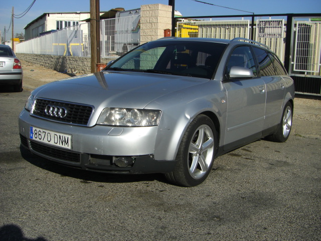 AUDI A-4 AVANT 2.5 TDI 180CV AUT QUATTRO