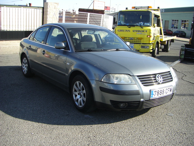 VOLKSWAGEN PASSAT 1.9 TDI 130CV