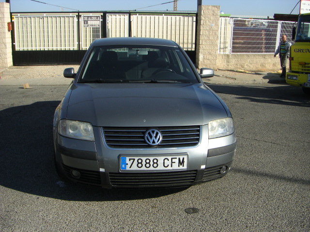 VOLKSWAGEN PASSAT 1.9 TDI 130CV