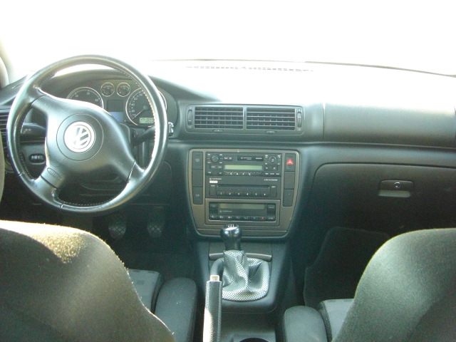 VOLKSWAGEN PASSAT 1.9 TDI 130CV