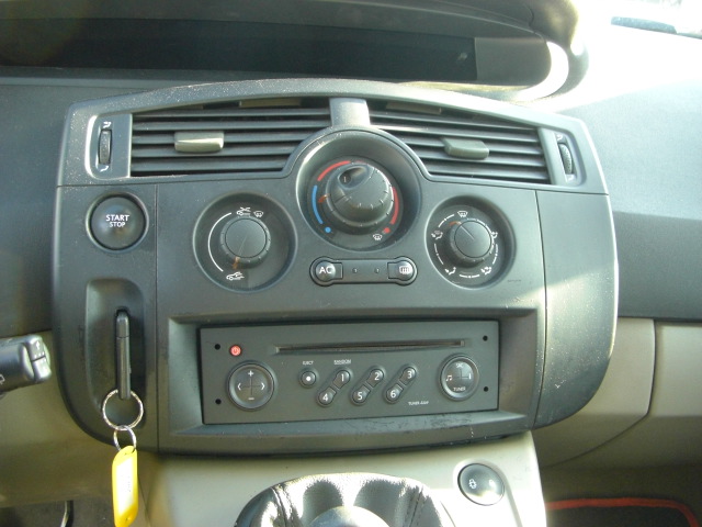 RENAULT MEGANE SCENIC 1.5 DCI 81CV