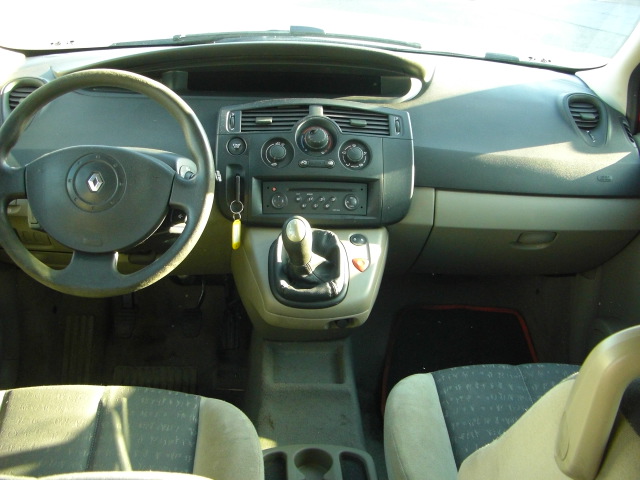 RENAULT MEGANE SCENIC 1.5 DCI 81CV