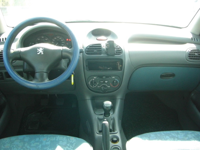 PEUGEOT 206 1.9 D 70CV