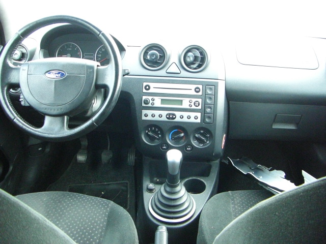 FORD FIESTA 1.4 TDCI 