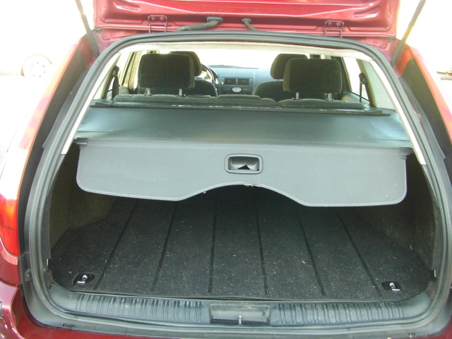 FORD MONDEO FAMILIAR 2.0 GHIA 130CV