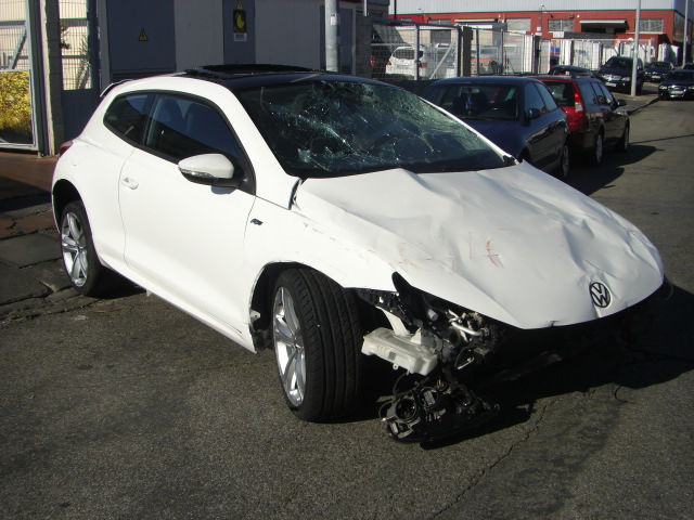 VOLKSWAGEN SCIROCCO R LINE 1.4 TSI GASOLINA 122CV