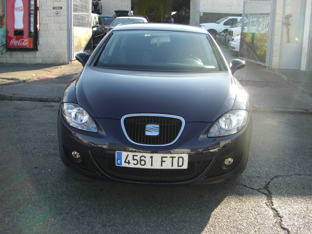 averiado.vehiculo con problema electrico no arranca!!!!!tipo motor  d-bxe !!!!!!!cd,clima bi zona,volante multi funcion.