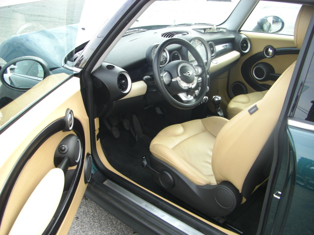 MINI COOPER 1.6 D 109CV